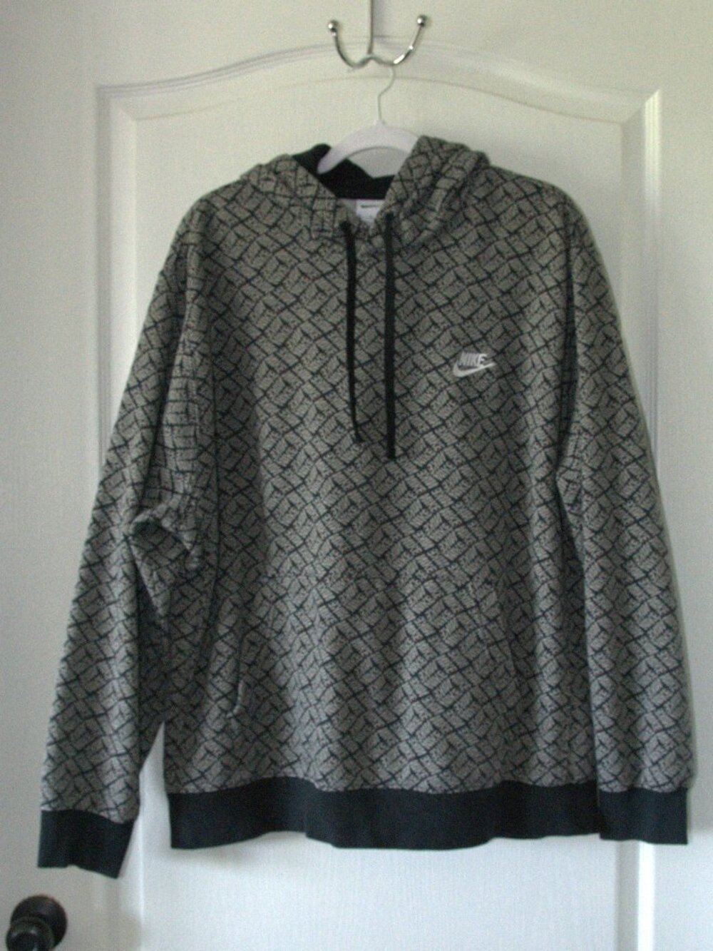 Nike Men's All Over Print Fleece Hoodie size XL Gray Black